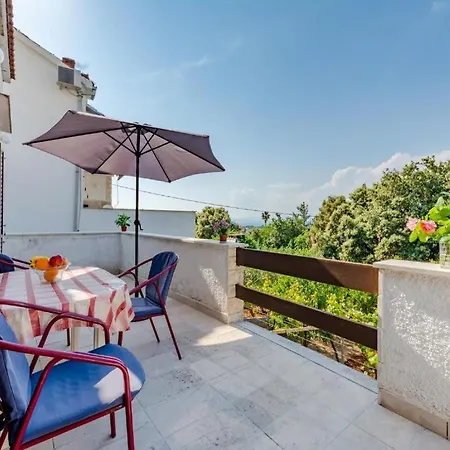 Apartment Duje Supetar Exterior photo