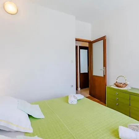Apartment Duje Supetar Exterior photo