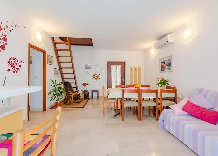 Apartment Duje